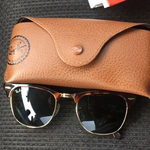 ✨Ray Ban Clubmaster Classic✨